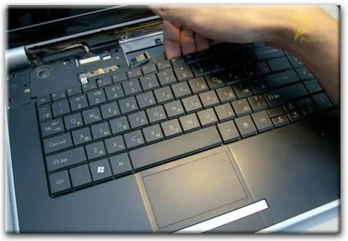 Замена клавиатуры ноутбука Packard Bell в Клину